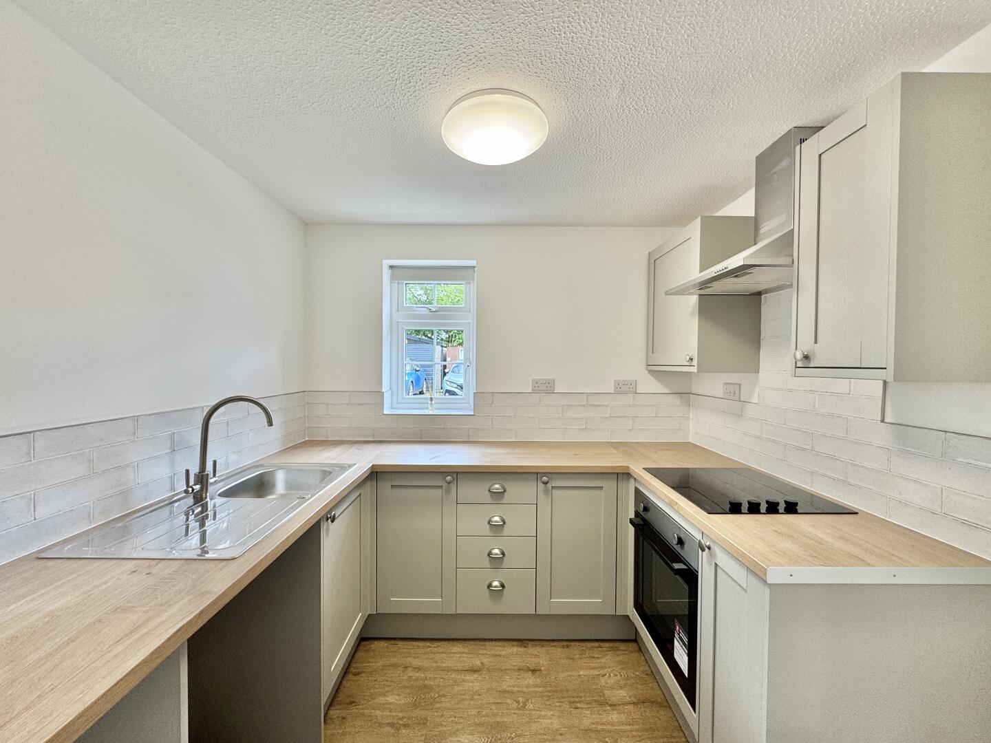 Polisken Way, St. Erme, Truro